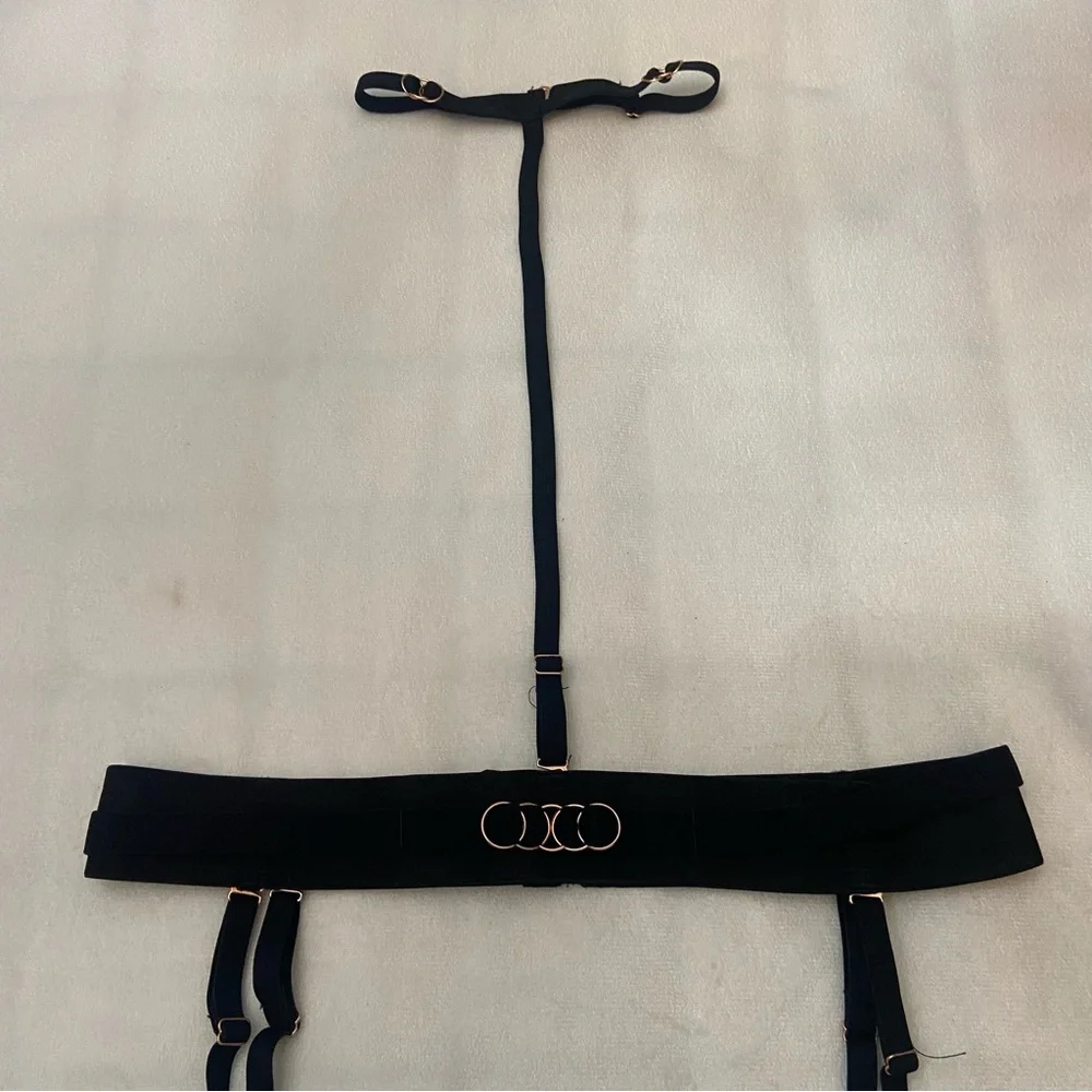 New! Bluebella Black Harness choker Garter Size Medium 38787